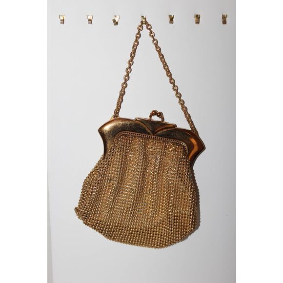 Vintage Whiting and Davis Gold Mesh Classic Handbag Purse 1940s Art Deco - Picture 3 of 10